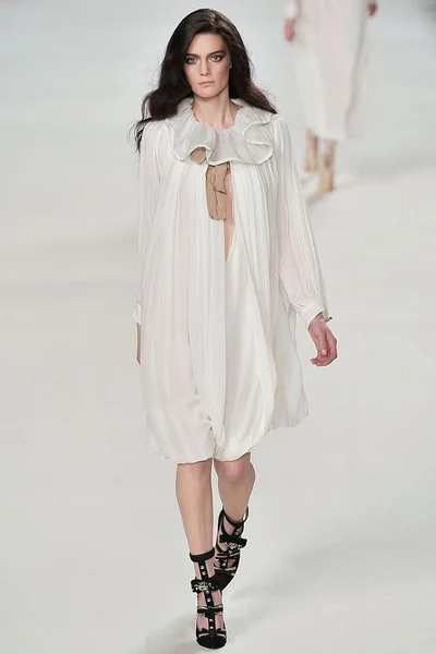 Look 23